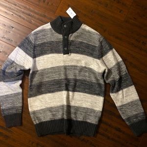 Boys Youth Sweater, Size Large 10/12🖤🤍